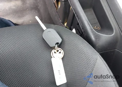 2013 Ford Focus Se из США, поврежденный, VIN 1FADP3K26DL341006